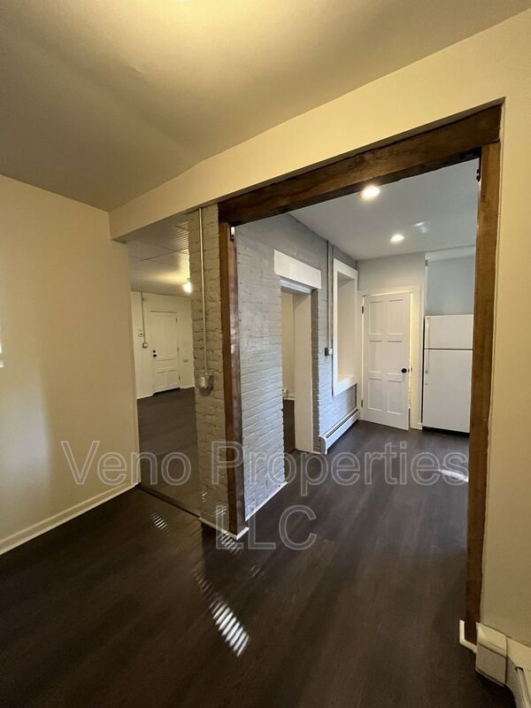 Building Photo - 3 Ashland Pl