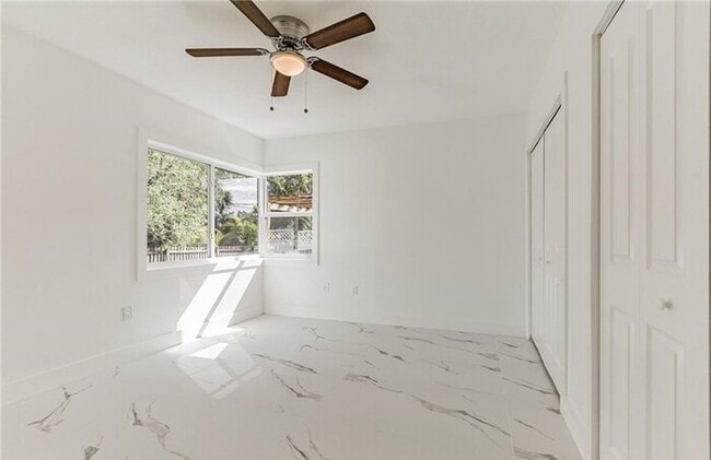 Building Photo - Fort Myers Single Family Home