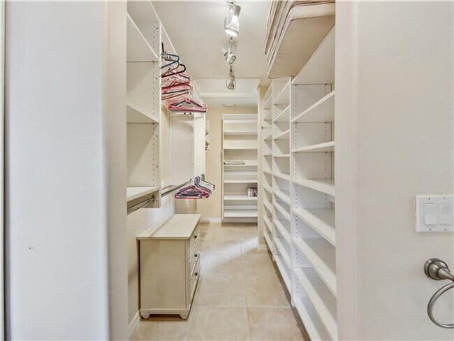 Building Photo - 24 Central Ave