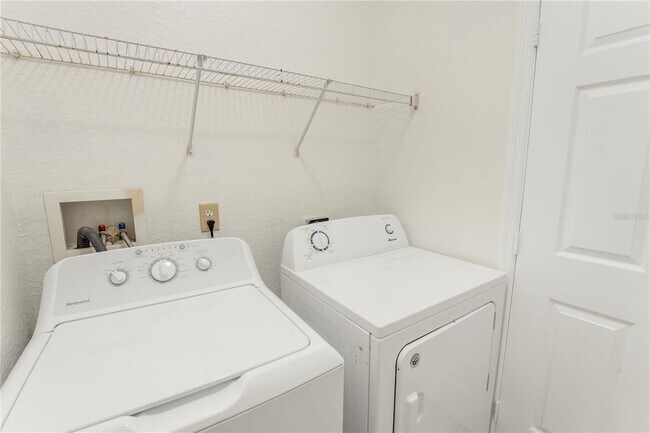 Building Photo - 3351 Whitestone Cir