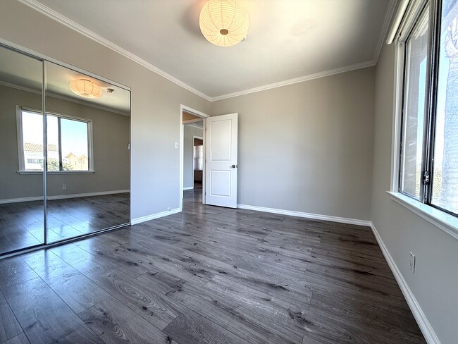 Bedroom 1 - 1936 S Rimpau Blvd