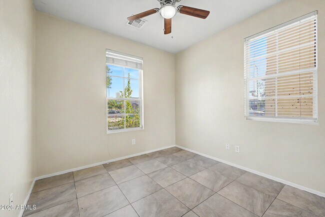 Building Photo - 8932 W Hammond Ln