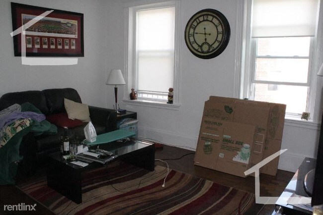 Building Photo - 120 Warren St