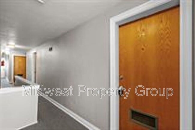 Building Photo - 1103 N 2nd St