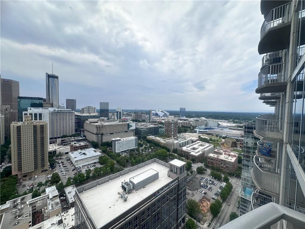 Building Photo - 400 W Peachtree St NW