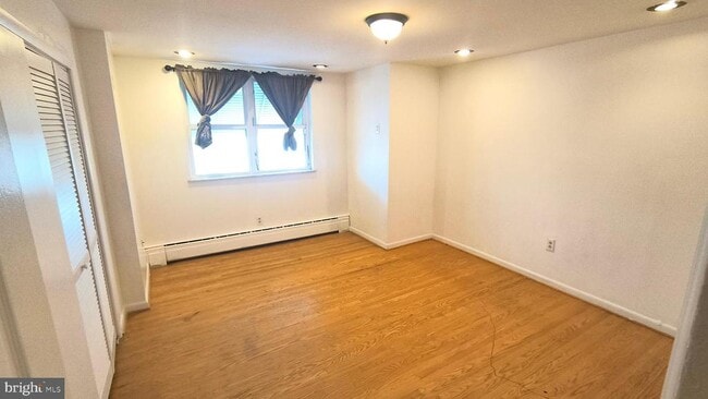 Building Photo - 2702 S 18th St