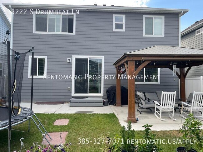 Building Photo - 15222 Drumbeat Ln