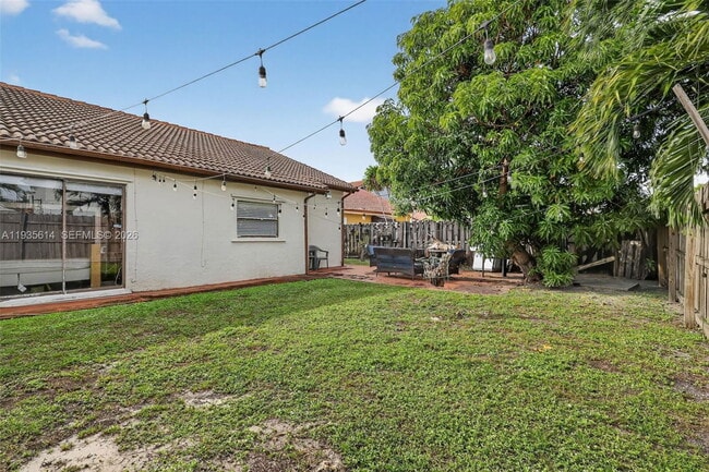Building Photo - 5571 NW 188th St