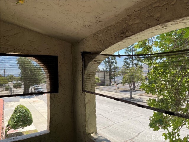 Building Photo - 404 N 7th St