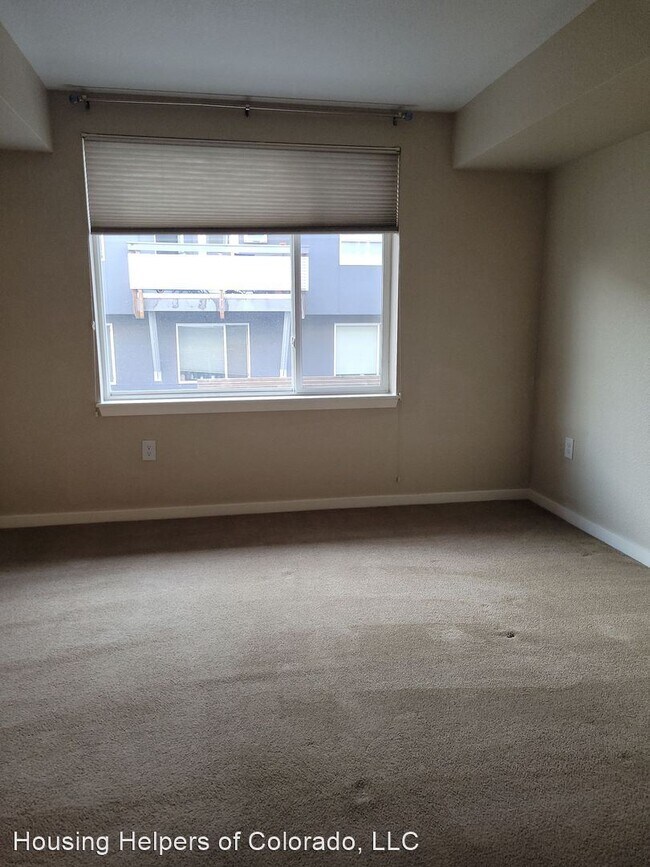 Building Photo - 2 br, 2.5 bath House - 2830 East College A...