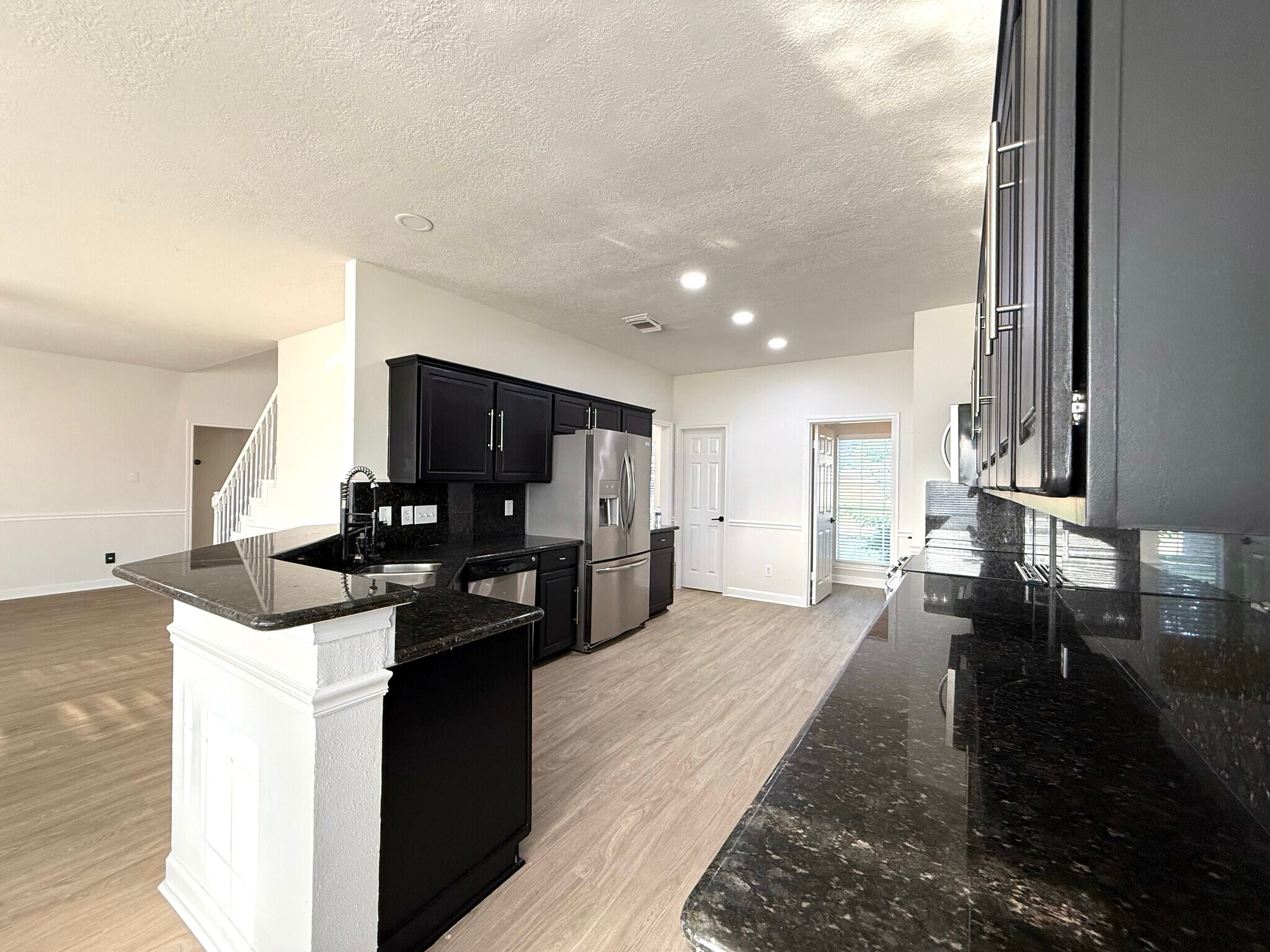 Building Photo - 3122 Gatesbury North Dr