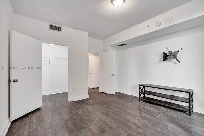 Building Photo - 244 Biscayne Blvd