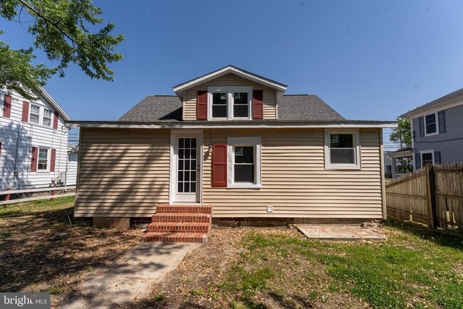 Building Photo - 1507 Race St