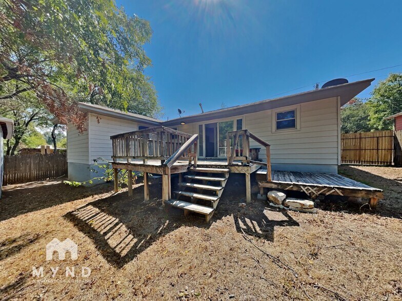 Building Photo - 508 Norton St