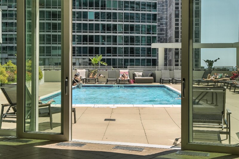 Building Photo - 335 E Ohio St