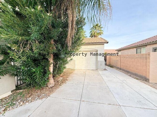 Building Photo - 19716 E Thornton Rd