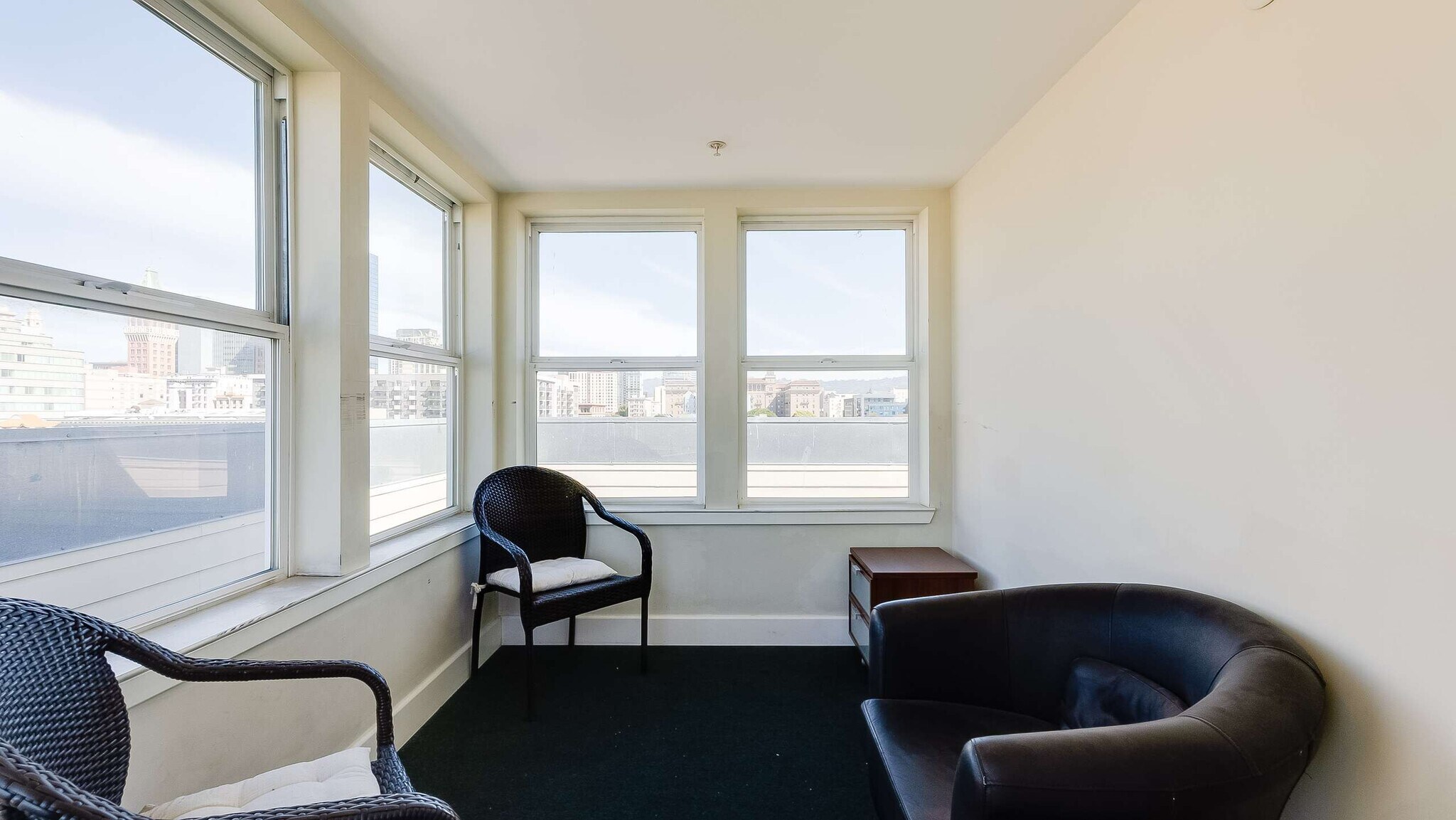 Building Photo - 275 9th St