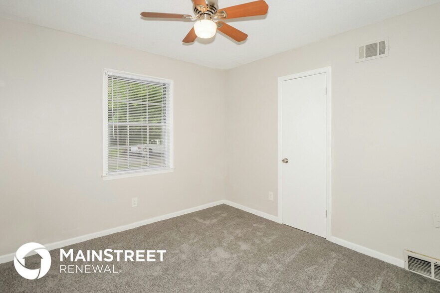 Building Photo - 2740 Dalewood Ave