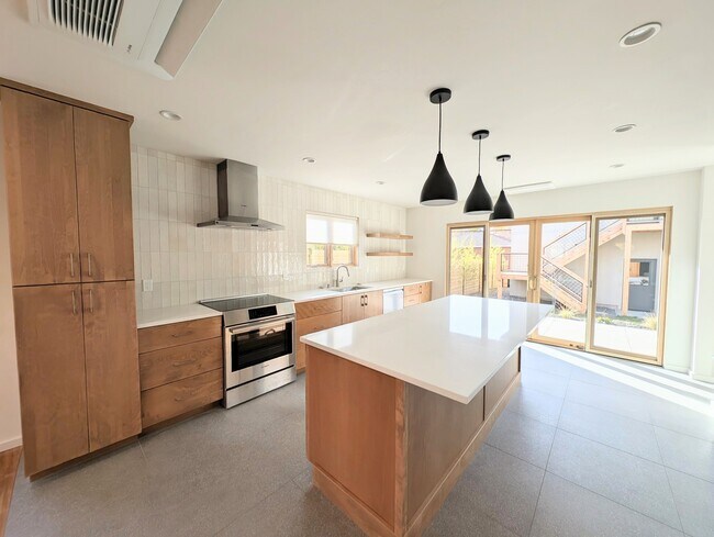 Building Photo - 2207 N 18th St