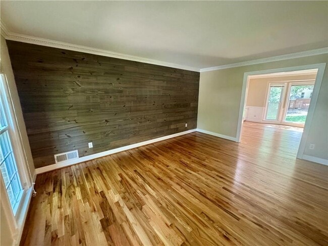 Building Photo - 3382 Somerset Trace