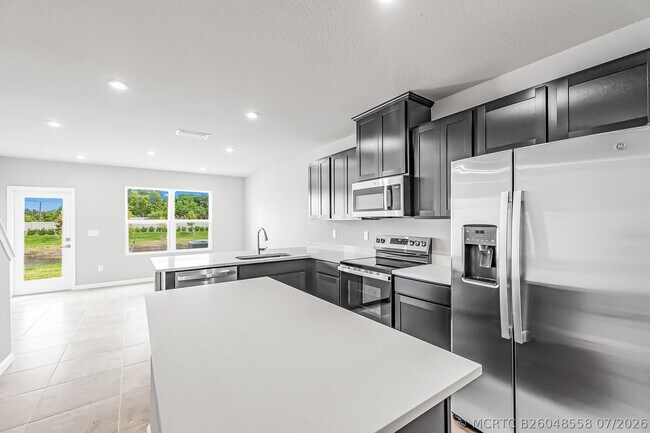 Building Photo - 106 Savannah Lks Blvd