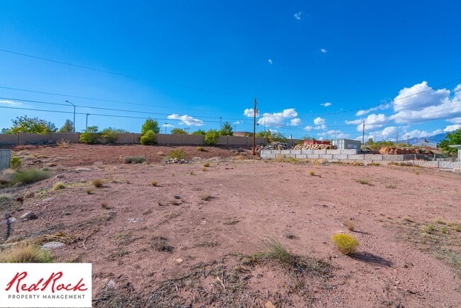 Building Photo - Bright & Spacious 3-Bed, 2-Bath Home in Wa...