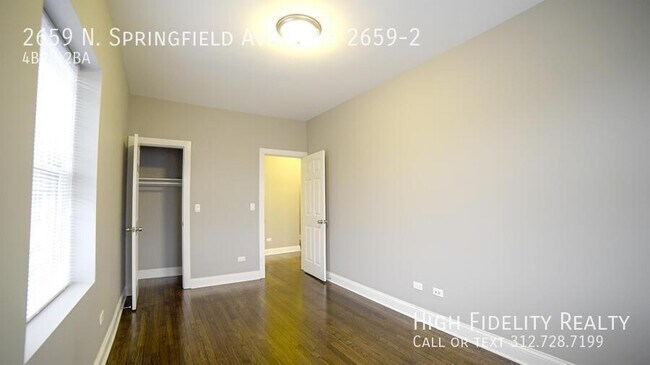 Building Photo - 2659 N Springfield Ave