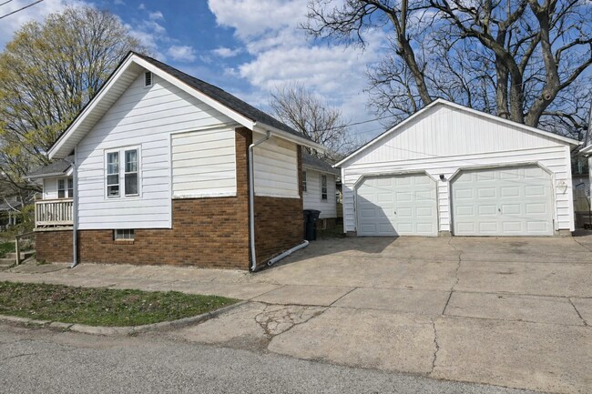 Building Photo - 2818 South St