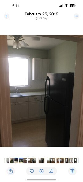 18 cuft fridge - 2743 Riverside Ave