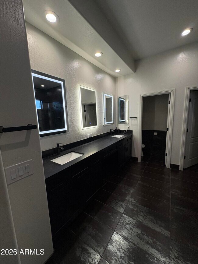 Building Photo - 39620 N Majesty Ct