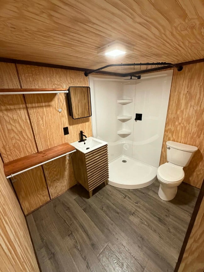 Building Photo - Charming 1-Bedroom Home with Modern Amenities in Longview, TX! - Available in May