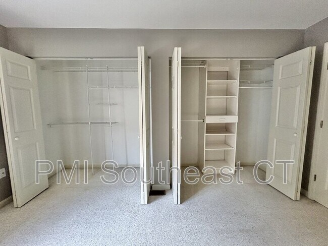 Building Photo - 310 Boston Post Rd