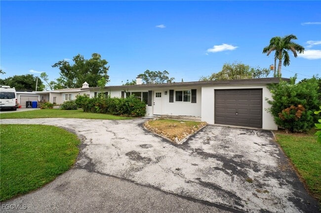 Building Photo - 4261 Lagg Ave