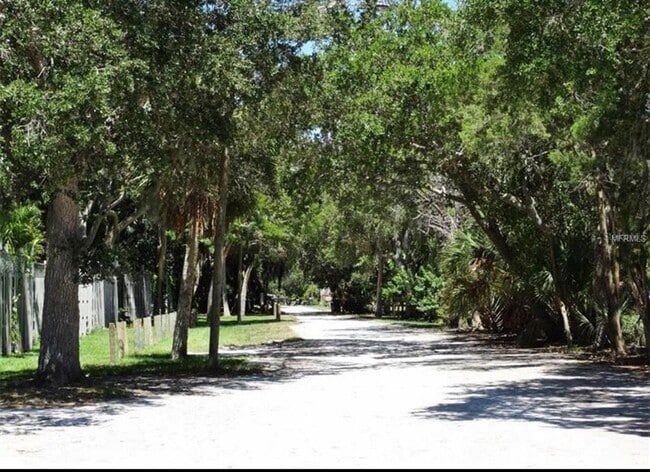 Building Photo - 1868 Wharf Rd