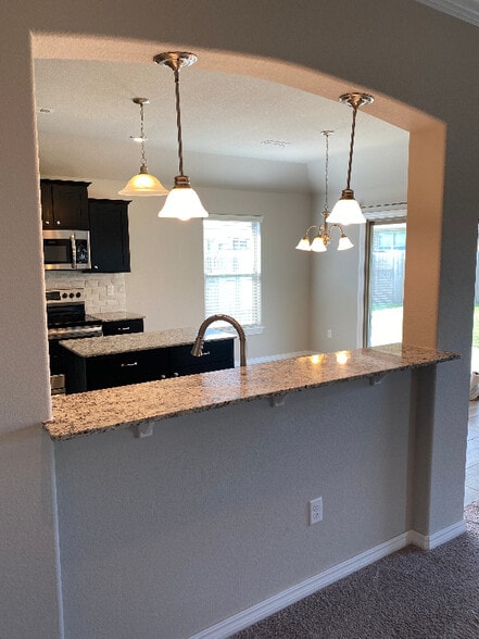 Building Photo - 4445 W Wales Dr