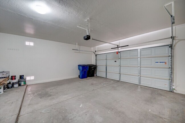 Building Photo - 3720 S Heath Way