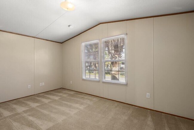 Building Photo - 5040 St Kitts Calle St