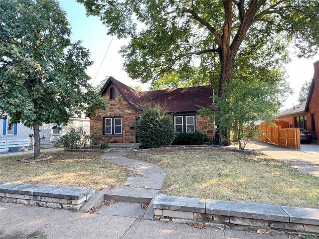 Building Photo - 5314 Stoneleigh Ave
