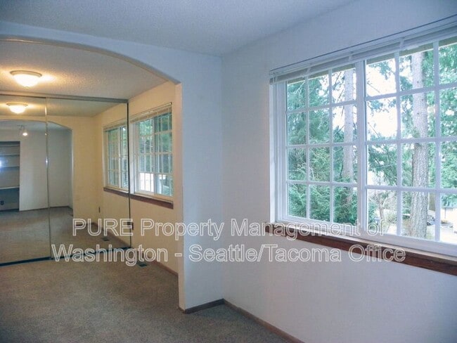 Building Photo - 8313 71st St NW