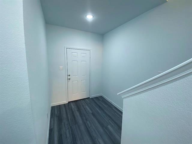 Building Photo - 623 Colgate Cir
