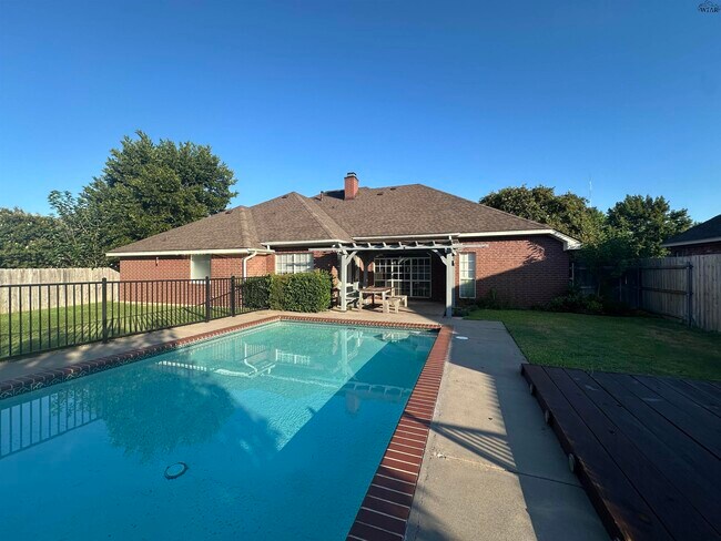 Building Photo - 3028 Whitehall Ln