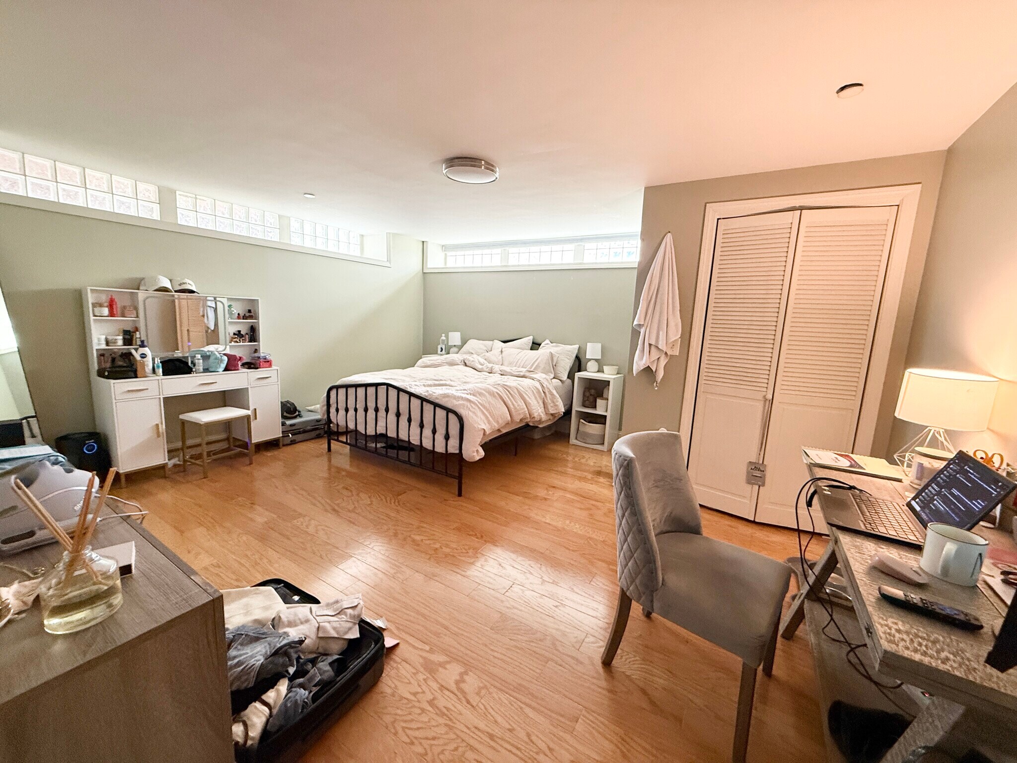 Building Photo - 203 W 3rd St