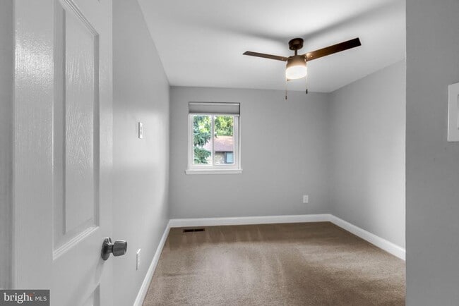 Building Photo - 7193 Talisman Ln