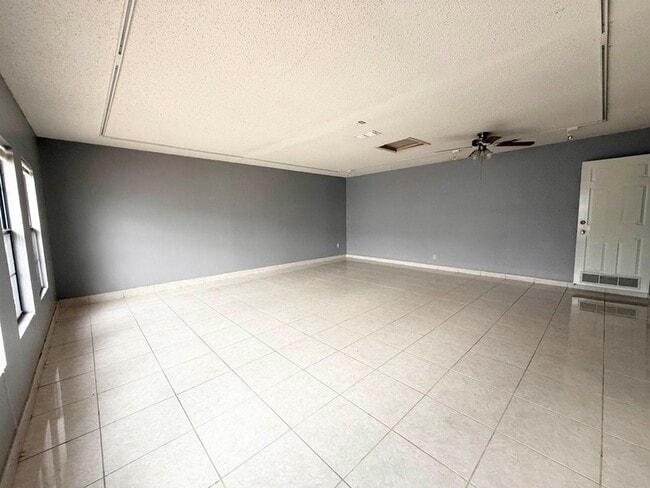 Building Photo - 1214 St Patrick Dr