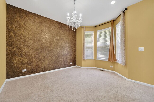 Building Photo - 2743 Rourke Dr