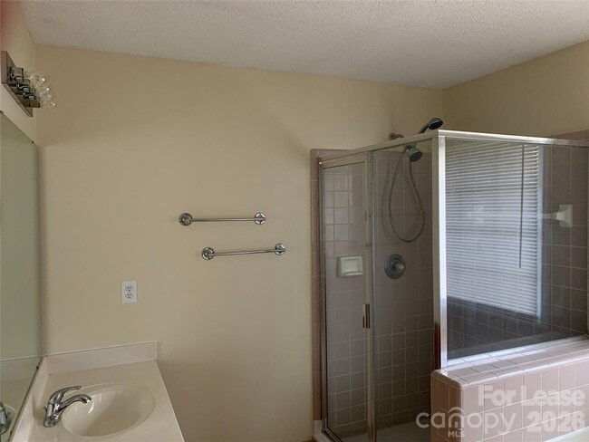 Building Photo - 4319 Wynborough Ln