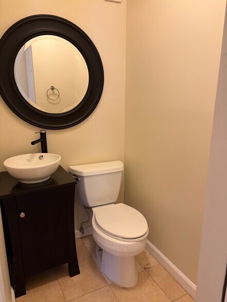 Powder Room - 46 James St