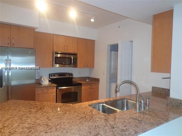 Building Photo - 1830 Radius Dr