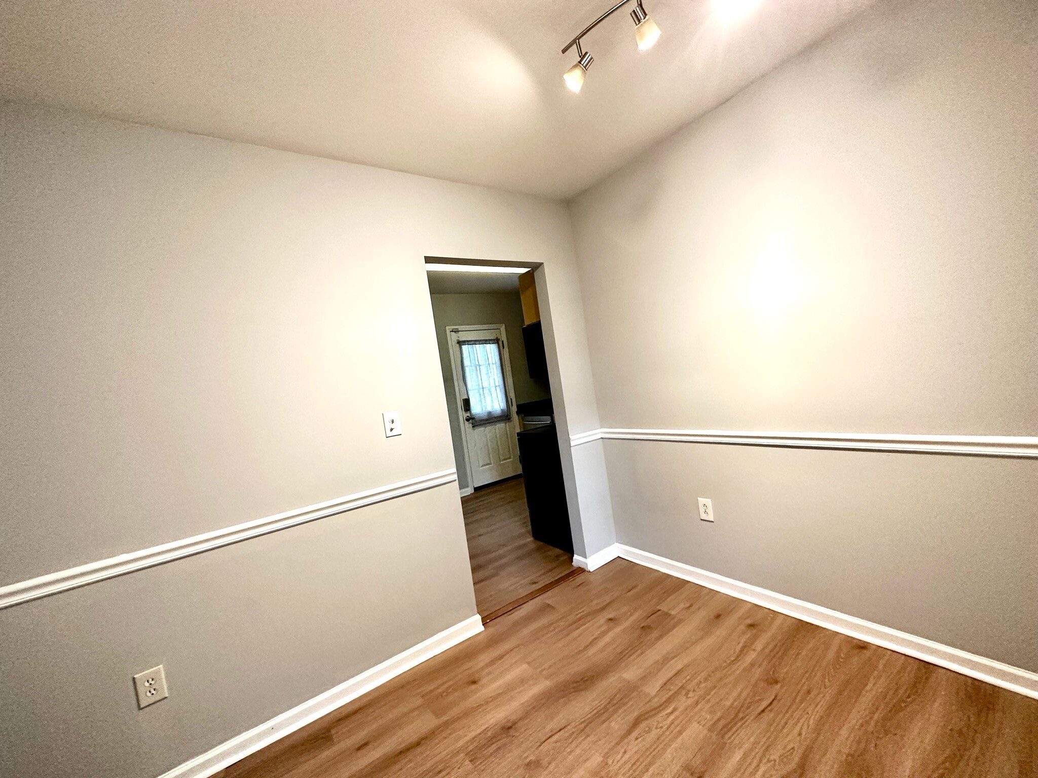 Building Photo - 2111 Highland St