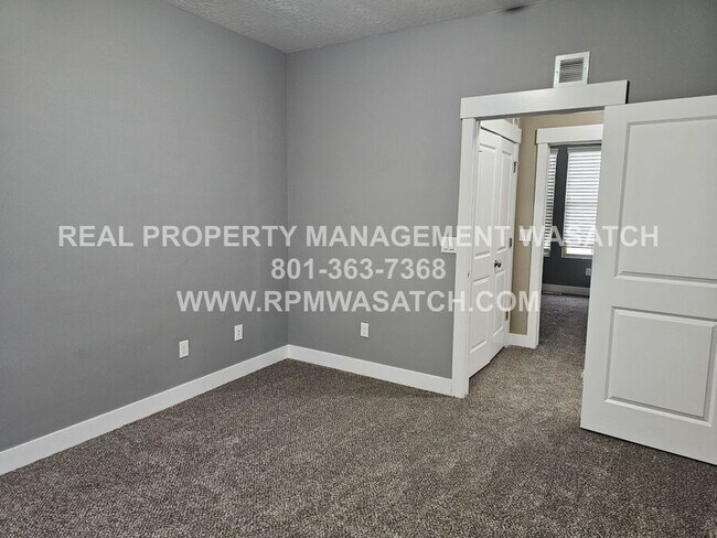 Building Photo - 11367 Oakmond Rd